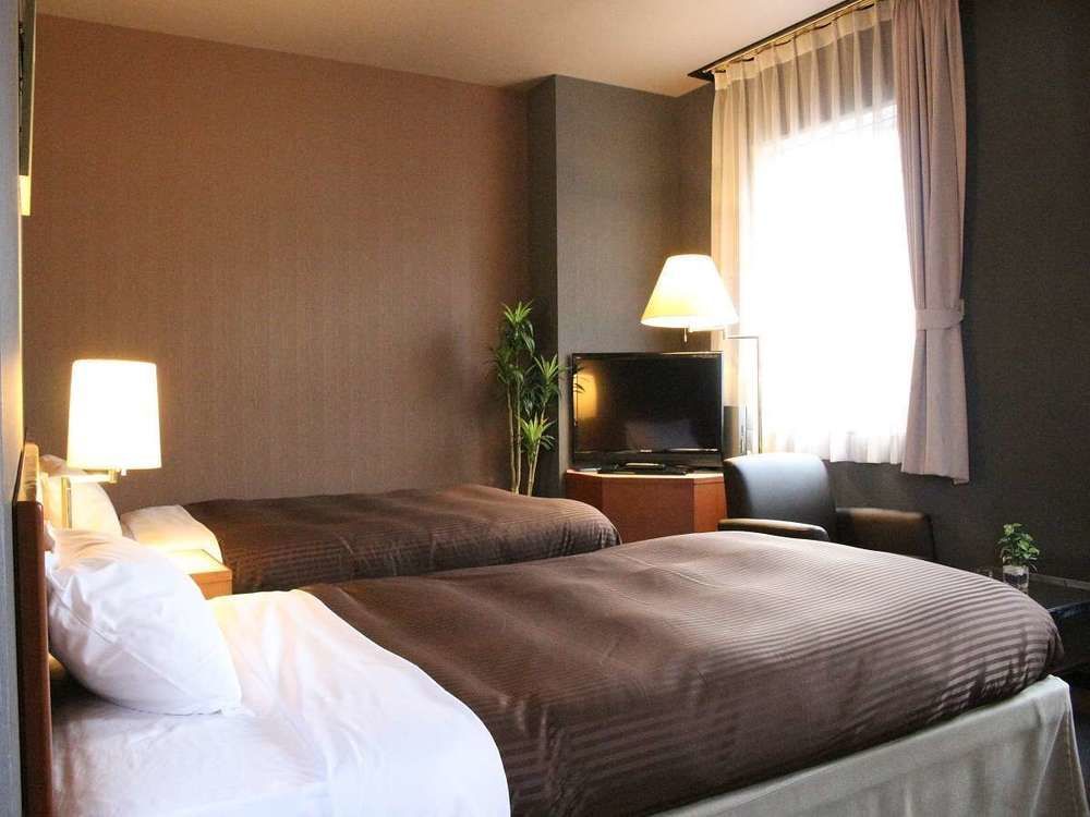 Hotel Livemax Budget Hiratsuka Ekimae Exterior photo